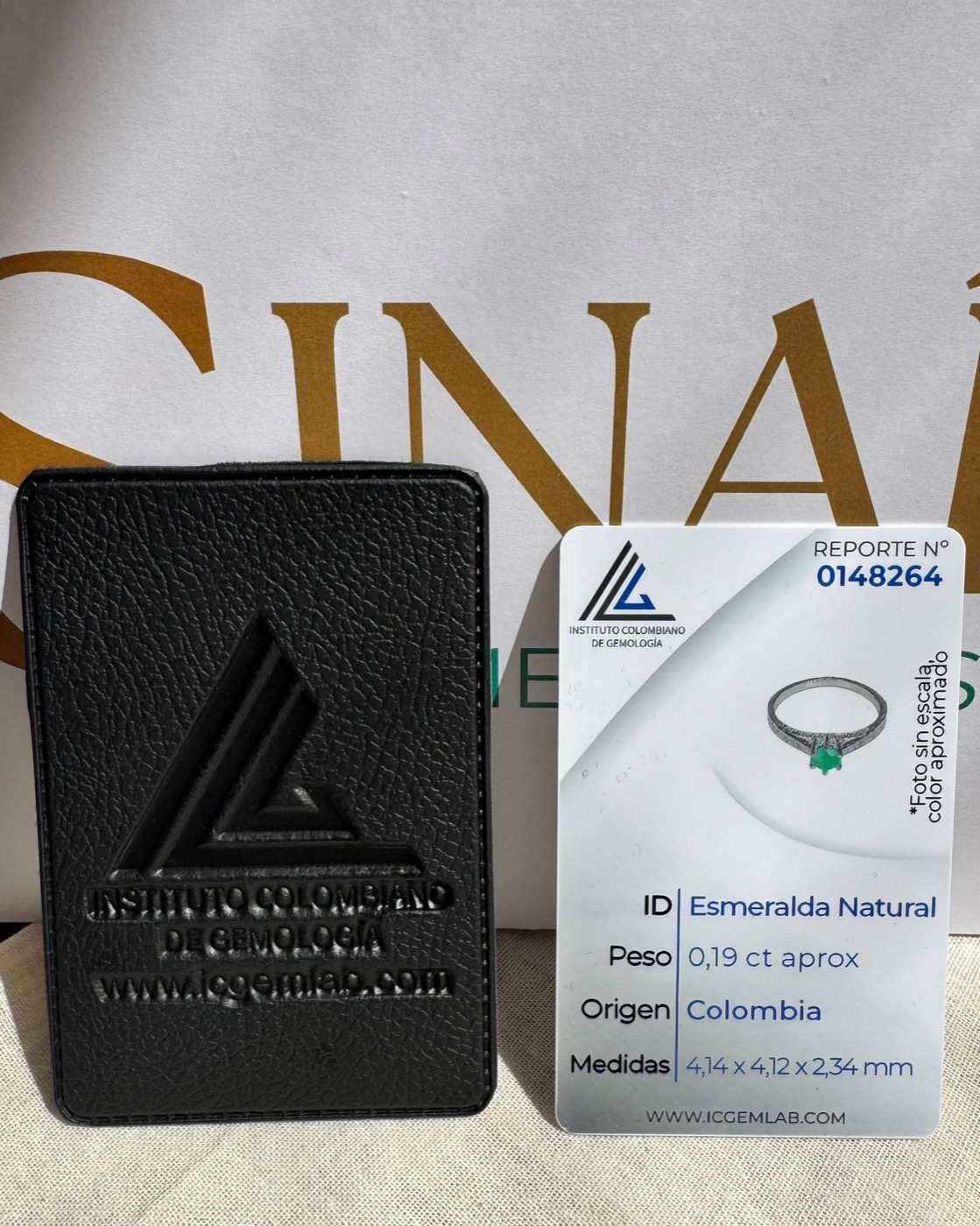 Reporte gemológico esmeralda natural