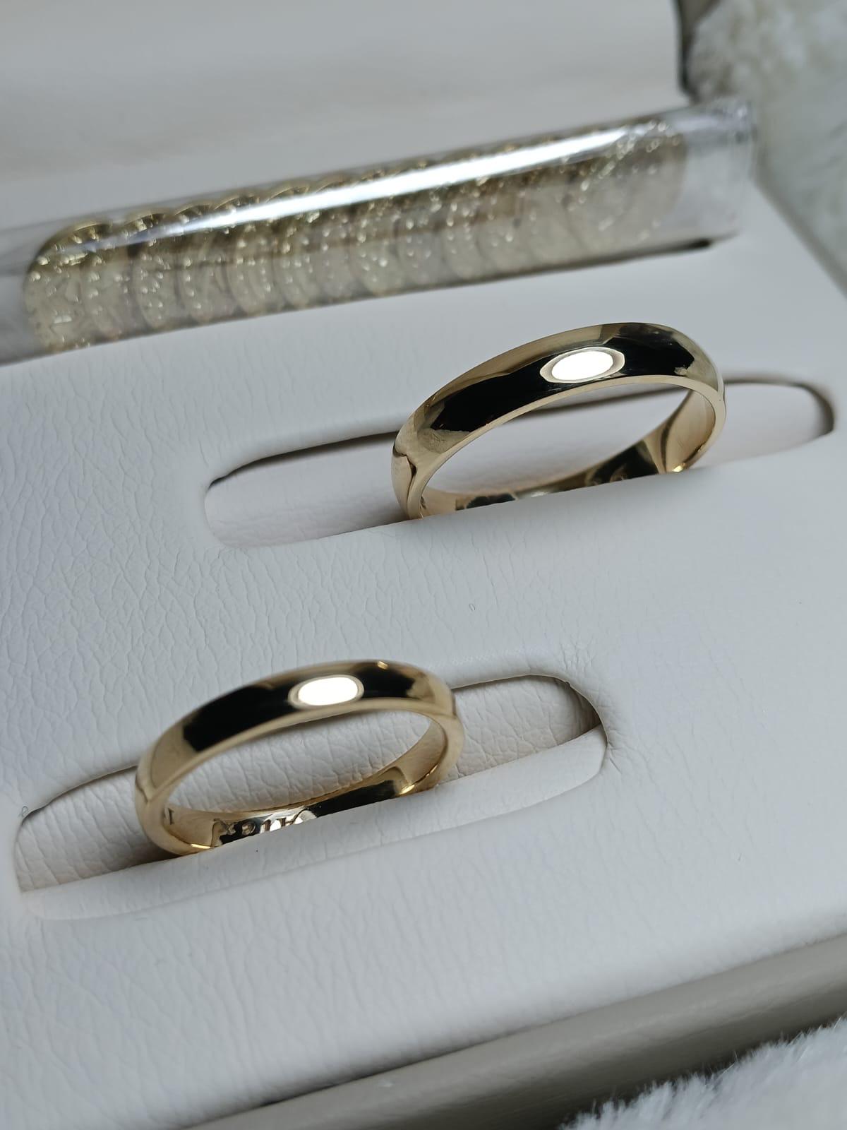 Alianzas de matrimonio en oro hechas a medida por SINAÍ